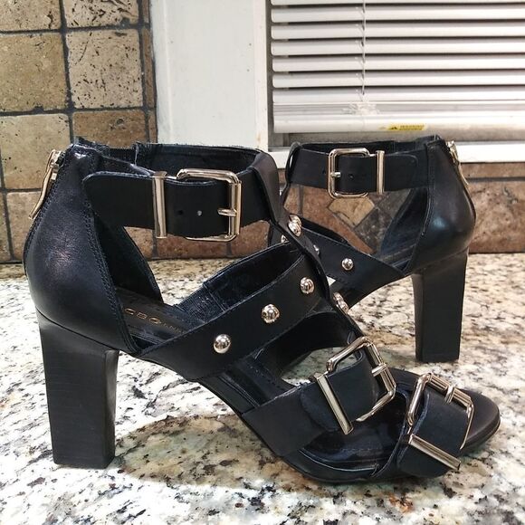 BCBGeneration 'Fizzy' Sandal  - Picture 6 of 16